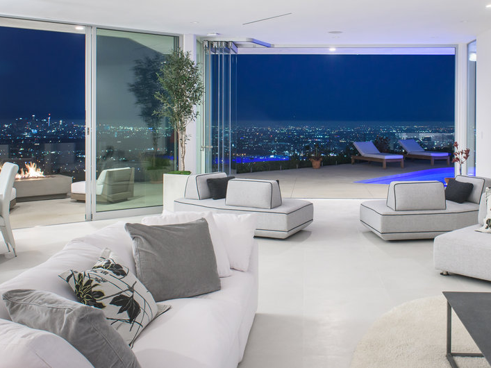 Curt V. Schultz REALTOR - Architect, Blue Jay Way